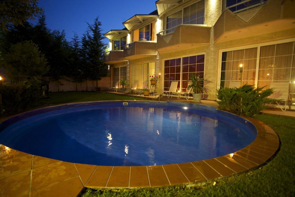 Aloha Luxury Apartments Skopje Exteriör bild